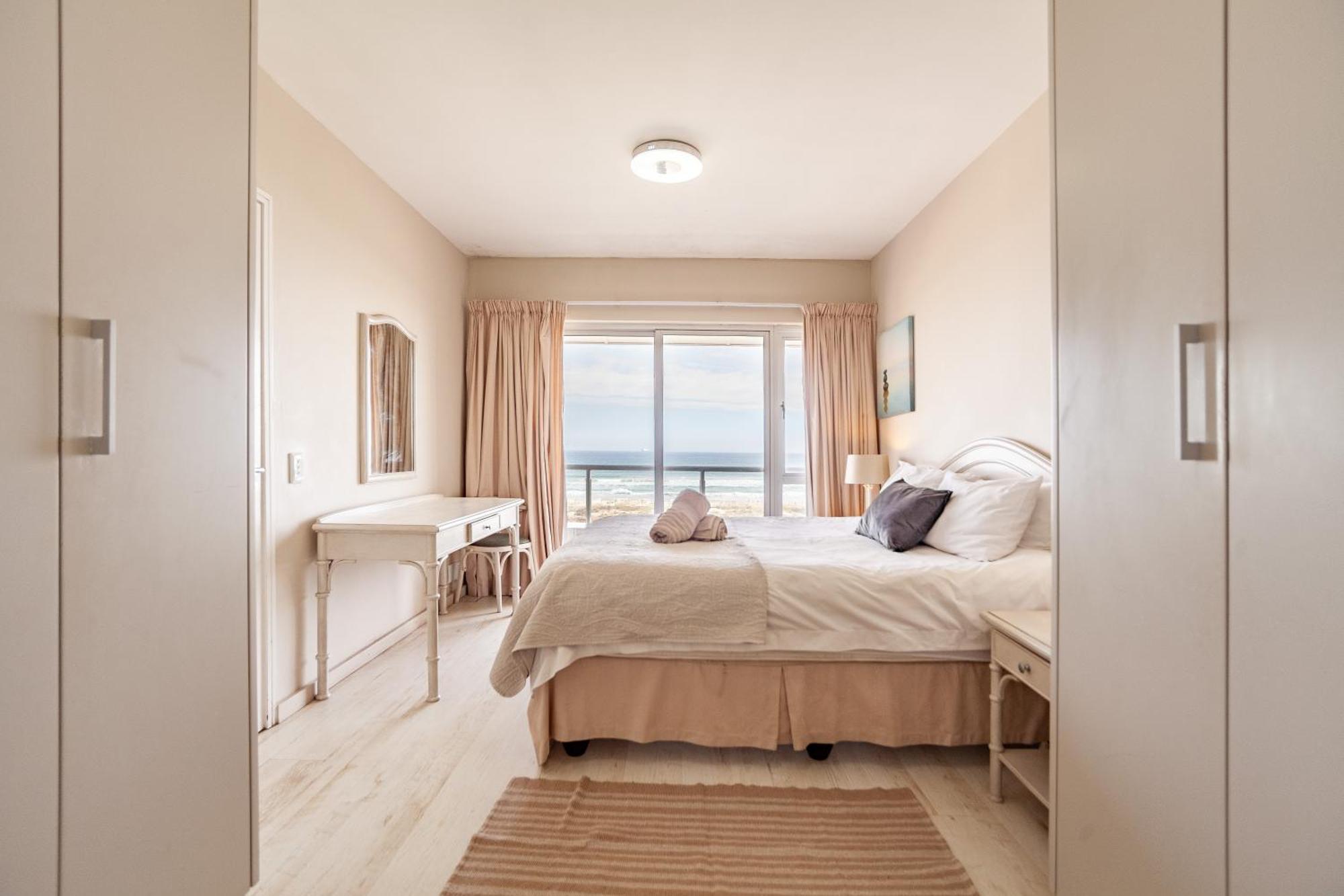 Luxury Private Beachfront 2 Bedroom Dolphin Apartment, Blouberg, Cape Town Exterior photo