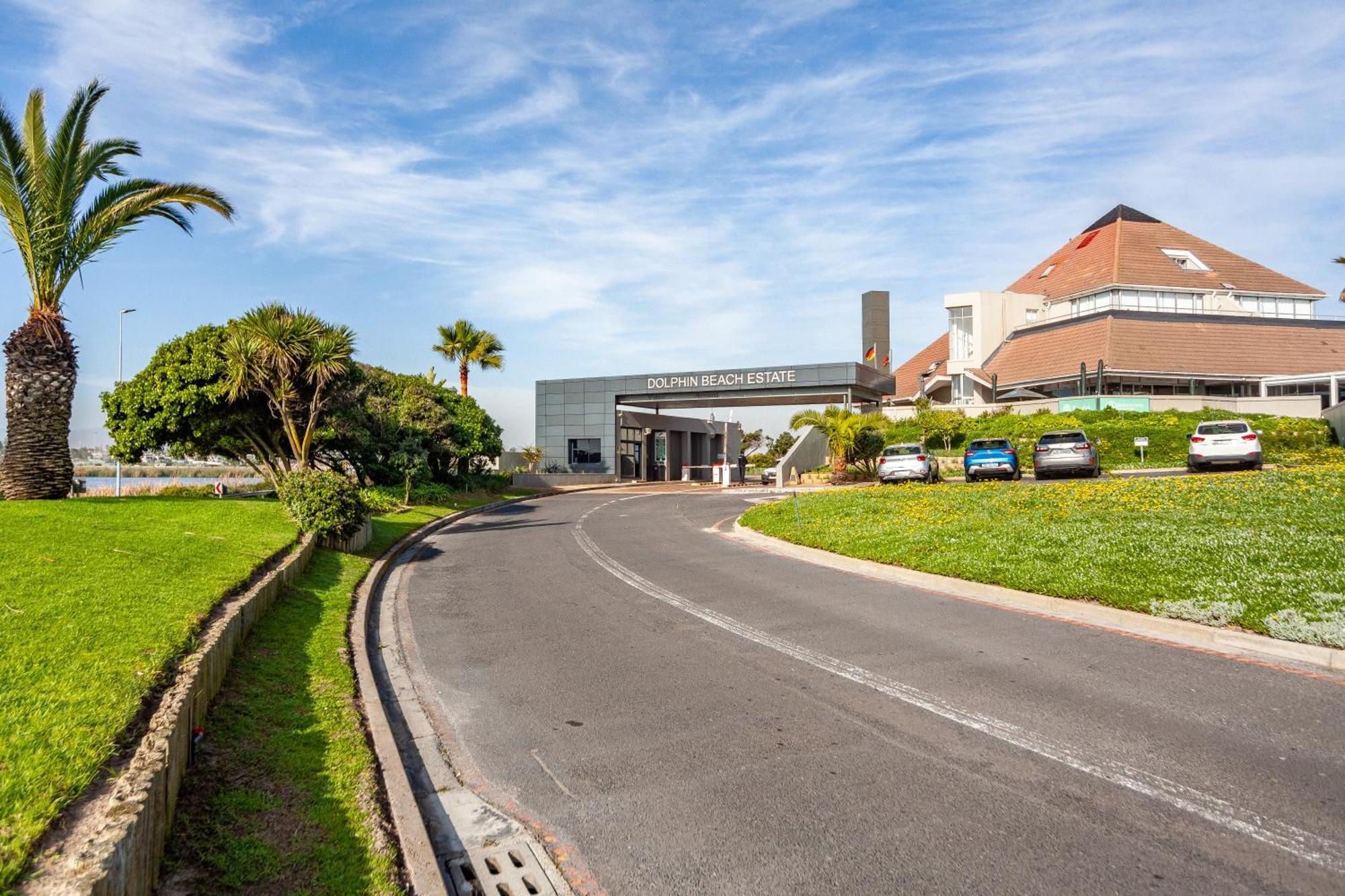 Luxury Private Beachfront 2 Bedroom Dolphin Apartment, Blouberg, Cape Town Exterior photo